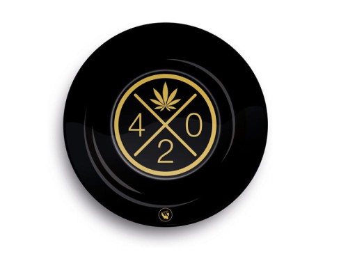 metalowa popielniczka 420 CZARNO-ZŁOTA 14cm.jpg